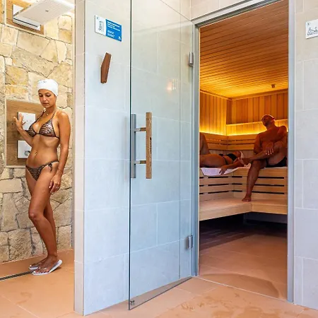 La Siesta Salou Resort & Camping 2*